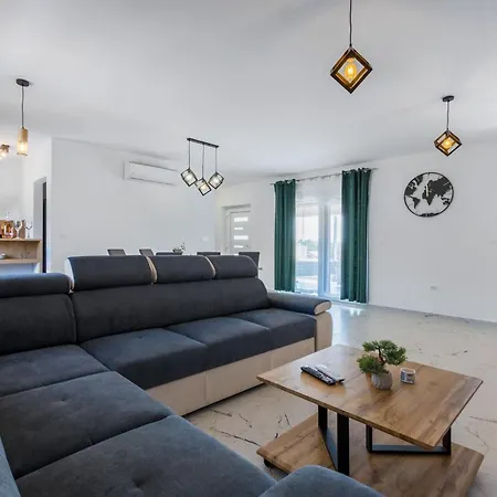 Vima Adriatic Villa